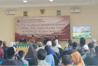 Bupati Bangkalan Lukman Hakim membuka kegiatan Sosialisasi Program Perlindungan Jaminan Sosial Tenaga Kerja bagi pekerja rentan Senin (22/9/2025) (Foto Dok Ho/RadarBangsa.co.id)