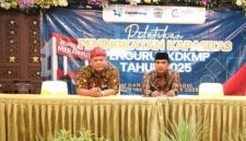 Bupati Bangkalan Lukman Hakim membuka Pelatihan Peningkatan Kapasitas Pengurus Koperasi Desa/Kelurahan Merah Putih di Gedung Merdeka, Senin (27/10/2025). (Foto Dok Ho/RadarBangsa.co.id)