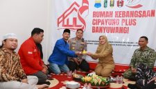 Bupati Banyuwangi Ipuk Fiestiandani bersama Forkopimda menghadiri peresmian Rumah Kebangsaan Cipayung Plus di Banyuwangi, Senin (13/10/2025). (Foto Dok Ho/RadarBangsa.co.id)