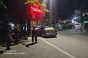 Anggota Polsek Semarang Tengah saat melakukan patroli malam di kawasan Jalan MT. Haryono, Semarang, usai menerima laporan masyarakat terkait aktivitas balap liar yang meresahkan, Kamis (9/10/2025) dini hari. (Foto: Dok. Polsek Semarang Tengah/Ho RadarBangsa.co.id))