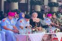 Anggota DPD RI asal Jawa Timur, Lia Istifhama, mengenakan busana hitam saat menghadiri peringatan HUT ke-80 Provinsi Jawa Timur di Gedung Grahadi, Surabaya, Minggu (12/10/2025). (Foto Dok Ho/RadarBangsa.co.id)