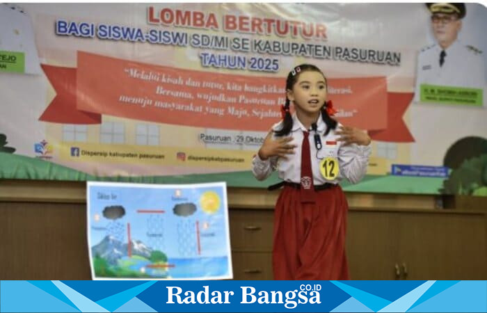 Seorang peserta Lomba Bertutur tingkat SD tampil membawakan cerita rakyat pada ajang yang digelar Dinas Perpustakaan dan Kearsipan Kabupaten Pasuruan di Aula Dinas Perumahan dan Kawasan Permukiman, Rabu (29/10/2025). (Foto Dok Ho/RadarBangsa.co.id)