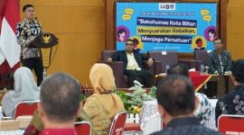 Forum Bakohumas Kota Blitar 2025 menghadirkan jajaran OPD, narasumber, dan perwakilan humas dalam upaya memperkuat komunikasi publik di era digital. (Foto Dok Ho/RadarBangsa.co.id)