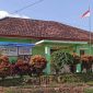 Foto: Situasi bangunan gedung kantor UPTD P & K Kecamatan Bumiaji Kota Batu, sudah tak di tempati lagi sekira enam bulan berjalan.