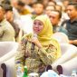 Gubernur Jawa Timur Khofifah Indar Parawansa menghadiri Sosialisasi Program Kredit Usaha Rakyat (KUR) Perumahan dan Fasilitas Likuiditas Pembiayaan Perumahan (FLPP) di Surabaya (Foto Dok Ho/RadarBangsa.co.id)