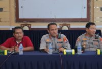 (Tengah) Kapolres Lamongan AKBP Agus Dwi Suryanto, S.I.K., M.H. (Foto Dok Ho/RadarBangsa.co.id)