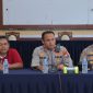 (Tengah) Kapolres Lamongan AKBP Agus Dwi Suryanto, S.I.K., M.H. (Foto Dok Ho/RadarBangsa.co.id)