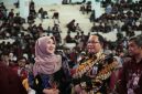 (Kiri) Senator DPD RI asal Jawa Timur, Lia Istifhama, menyerukan semangat Green Democracy dalam forum Tanwir Ikatan Mahasiswa Muhammadiyah (IMM) 2025 di Surabaya, Kamis (30/10/2025).  (Foto Dok Ho/RadarBangsa.co.id)