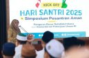Bupati Banyuwangi Ipuk Fiestiandani menghadiri dan memberikan sambutan pada acara kick off Hari Santri Nasional (HSN) 2025 di Pendopo Sabha Swagata Blambangan, Senin (20/10/2025). (Foto Dok Ho/RadarBangsa.co.id)