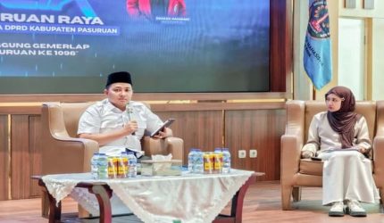 Mahasiswa Pasuruan Sindir ‘Panem et Circenses’, Bupati Rusdi Ini Bukan Pemborosan, Tapi Strategi Ekonomi