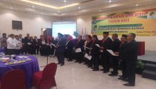 Para peserta dan pengurus Dewan Koperasi Indonesia Daerah (Dekopinda) Kota Surabaya mengikuti pembukaan Musyawarah Daerah (Musda) 2025 di Hotel Narita Surabaya, Sabtu (25/10/2025). (Foto Dok Ho/RadarBangsa.co.id)