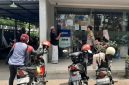Anggota Polsek Tikung saat menyambangi kantor BRI Unit Tikung dalam rangka patroli obyek vital, Jumat (10/10/2025). (Foto Dok Ho/RadarBangsa.co.id)