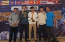 Para pelajar MAN 1 Pasuruan berpose bangga usai meraih medali emas dan perak dalam ajang 15th World Robotic for Peace di Kuala Lumpur, Malaysia, 3–5 Oktober 2025. (Foto Dok Ho/RadarBangsa.co.id)