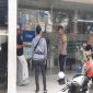 Anggota Reskrim Polsek Tikung saat melakukan patroli pengamanan di mesin ATM BRI Unit Tikung untuk memastikan situasi tetap aman dan kondusif. (Foto Dok Ho/RadarBangsa.co.id)
