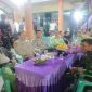 Personel Polsek Tikung bersama Koramil dan Linmas berjaga di lokasi hiburan elektune dalam hajatan pernikahan warga Dusun Banyuawet, Desa Soko, Lamongan, Jumat (17/10/2025). (Foto Dok Ho/RadarBangsa.co.id)
