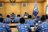 Bupati Bangkalan Lukman Hakim memimpin Rakor PAD 2025, diikuti seluruh kepala OPD, untuk percepatan capaian Pendapatan Asli Daerah. (Foto Dok Ho/RadarBangsa.co.id)