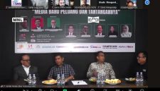 Sejumlah narasumber hadir dalam dialog nasional bertema “Media Baru: Peluang dan Tantangannya” yang digelar Serikat Media Siber Indonesia (SMSI) di Kantor Pusat SMSI, Jakarta, Selasa (7/10/2025). Acara ini diikuti secara luring dan daring. (Dok Foto SMSI)