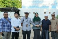 Senator DPD RI asal Jawa Timur, Lia Istifhama (tengah), menyapa warga saat kunjungan silaturahmi di Kabupaten Pamekasan, Madura (Foto Dok Ho/RadarBangsa.co.id)