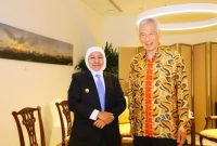 Khofifah bertemu Lee Hsien Loong bahas kerja sama strategis Jawa Timur. (Foto Dok Ho/RadarBangsa.co.id)