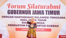 Forum Silaturahim Gubernur Jawa Timur Khofifah Indar Parawansa bersama diaspora Jatim di Sulawesi Tenggara di Kendari. (Foto Dok Ho/RadarBangsa.co.id)