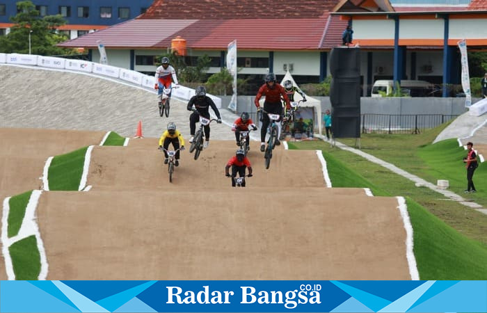 Sirkuit BMX Supercross Muncar Banyuwangi menjadi pusat lahirnya atlet berprestasi internasional. (Foto Dok Ho/RadarBangsa.co.id)