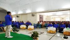 Ribuan karyawan PT Bakrie Sumatera Plantations Tbk mengikuti sosialisasi deteksi dini bahaya narkoba yang diselenggarakan di Bakrie Club Kisaran, Jumat, 14 November 2025. Foto Dok Ho/RadarBangsa.co.id.