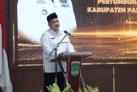 Bupati Pasuruan, Rusdi Sutejo, menyampaikan sambutan usai daerahnya menerima insentif fiskal atas keberhasilan menurunkan angka stunting. (Foto Dok Ho/RadarBangsa.co.id)