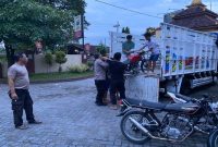 Patroli Polsek Ngimbang menyasar jalur Ngimbang–Bluluk guna mengantisipasi balap liar dan pelanggaran lalu lintas. (Foto Dok Ho/RadarBangsa.co.id)