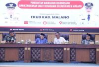 Bupati Malang Drs. H. M. Sanusi, M.M membuka Silaturahmi Tokoh Lintas Agama di Ruang Rapat Paripurna DPRD Kabupaten Malang, Rabu (17/12). (Foto Dok Ho/RadarBangsa.co.id)