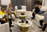 Sufmi Dasco Ahmad bersama Ketua Umum PAN Zulkifli Hasan dan Ketua Umum PKB Muhaimin Iskandar saat pertemuan di kediaman Ketua Umum Golkar Bahlil Lahadalia, Kompleks Widya Chandra, Jakarta, Senin (29/12). Foto Dok Ho/RadarBangsa.co.id