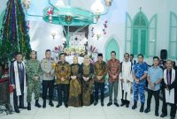 Kapolres Jombang AKBP Ardi Kurniawan bersama Forkopimda saat meninjau pengamanan Natal 2025 di gereja dan pos pelayanan Nataru. Foto Dok Ho/RadarBangsa.co.id