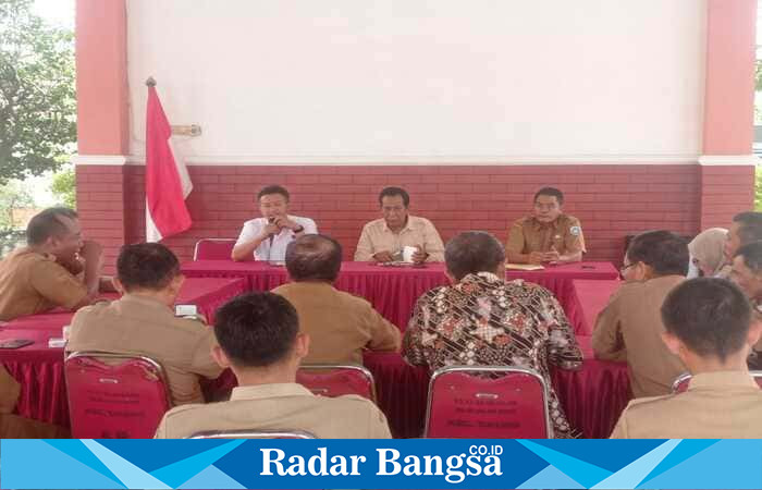 Kanit Reskrim Polsek Tikung Ipda Andi Nurcahya, S.H., mewakili Kapolsek Tikung menghadiri Rakor lintas sektor jelang Tahun Baru 2026. Foto Dok Ho/RadarBangsa.co.id