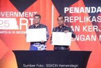 Bupati Bangkalan Lukman Hakim saat menandatangani kerja sama dengan Pemprov Jawa Barat dalam agenda IGA 2025 di Jakarta. (Foto Dok Ho/RadarBangsa.co.id)