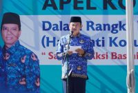 Bupati Lamongan Yuhronur Efendi menyampaikan komitmen pencegahan korupsi melalui digitalisasi layanan publik saat apel Hari Anti Korupsi Sedunia 2025. Foto Dok Ho/RadarBangsa.co.id