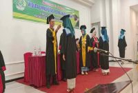 Suasana wisuda Prodi D-III Kebidanan Universitas Putra Abadi Langkat kampus Asahan, Rabu (10/12/2025). Foto Dok Ho/RadarBangsa.co.id