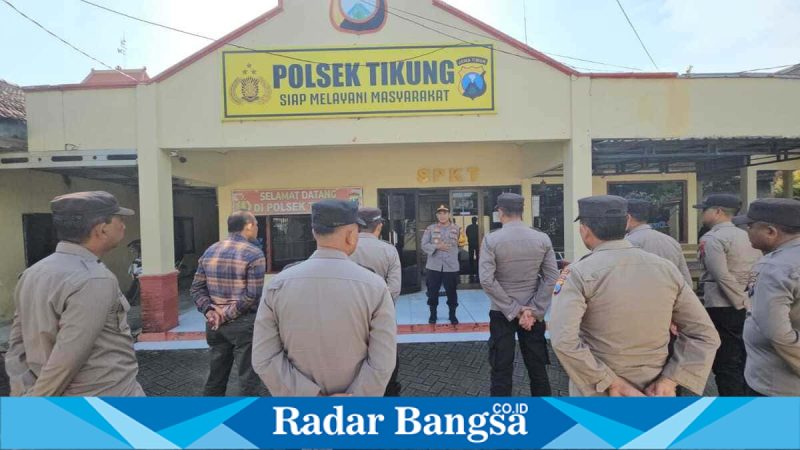Kapolsek Tikung AKP Anang Purwo Widodo memimpin apel siaga HUT IKSPI ke-46 di Waduk Gondang, Minggu, 25 Januari 2026. (Foto Dok Ho/Nul-RadarBangsa.co.id)