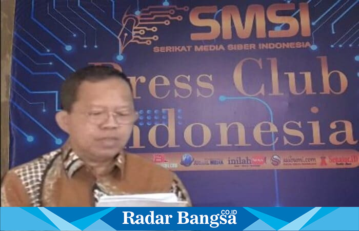 Prof. Albertus Wahyurudhanto memberikan paparan di Simposium Nasional SMSI, Jakarta, Rabu (14/1/2026). Foto Dok Ho/RadarBangsa.co.id