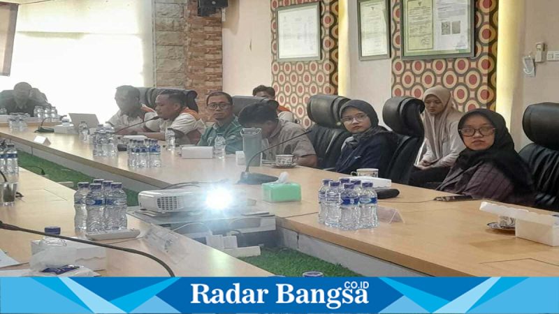 Sosialisasi UMK Jember 2026 di Aula PT BCA, Kamis 29 Januari 2026. (Foto Dok Ho/Herry -RadarBangsa.co.id)