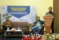 Bupati Bangkalan Lukman Hakim bersama Wakil Bupati Moch. Fauzan Ja’far menghadiri FGD migas di Bangkalan, Rabu (22/1). (Foto Dok Ho/Nul-RadarBangsa.co.id)
