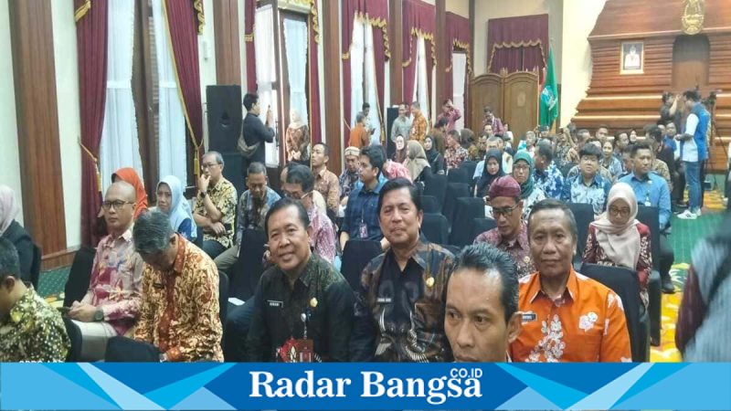Kepala Dinas Kominfo Bangkalan Zainal Alim menghadiri Forum Perangkat Daerah Talenta Digital Jawa Timur Mendunia di Gedung Negara Grahadi, Surabaya, Jumat (30/1/2026). (Foto Dok Ho/Nul-RadarBangsa.co.id)