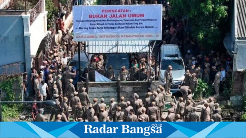 Pembongkaran pagar perumahan Mutiara Regency Sidoarjo untuk akses jalan publik, Kamis 29 Januari 2026 (Foto Dok Ho/Nul-RadarBangsa.co.id)