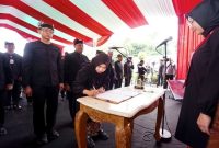 Bupati Banyuwangi Ipuk Fiestiandani melantik dan merotasi 58 pejabat Pemkab Banyuwangi, Jumat (23/1/2026). Foto Dok Ho/Nul-RadarBangsa.co.id