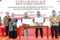 Wakil Gubernur Jateng Taj Yasin Maimoen dan Gubernur Jatim Khofifah Indar Parawansa di Misi Dagang dan Investasi Jateng-Jatim, Kamis 29 Januari 2026 (Foto Dok Ho/Nul-RadarBangsa.co.id)