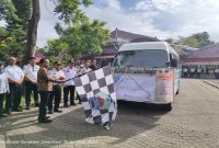 Bupati Bangkalan Lukman Hakim saat meluncurkan program Bus Sekolah Gratis di Pendopo Agung Bangkalan, Kamis (15/1/2026). (Foto Dok Ho/RadarBangsa.co.id)