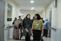 Anggota DPD RI Lia Istifhama meninjau fasilitas Rumah Sakit Mata Masyarakat Jawa Timur di Surabaya, Kamis (22/1/2026). (Foto Dok Ho/Nul-RadarBangsa.co.id)