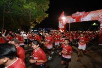 Suasana ValenTimes Night Run 2026 di Pantai Marina Boom, Banyuwangi, Sabtu (14/2/2026). (Foto Dok Ho/RadarBangsa.co.id)