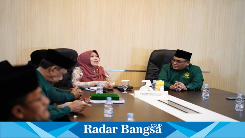Anggota DPD RI Lia Istifhama menerima audiensi DPW LDII Jawa Timur di Surabaya, Kamis (12/2/2026). (Foto Dok Ho/RadarBangsa.co.id)