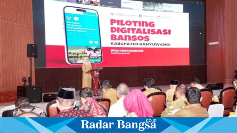 Bupati Banyuwangi Ipuk Fiestiandani menyampaikan praktik digitalisasi bansos di Kemendagri, Jakarta, Selasa (3/2/2026). Foto Dok Ho/Nul-RadarBangsa.co.id