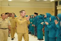 Bupati Lamongan Yuhronur Efendi membuka Rakerda PKK 2026 di Aula Gadjah Mada Pemkab Lamongan, Selasa (10/2). (Foto Dok Ho/RadarBangsa.co.id)
