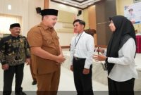 Bupati Pasuruan Rusdi Sutejo membuka pelatihan berbasis kompetensi di UPT LKD Kabupaten Pasuruan, Selasa (10/2/2026). (Foto Dok Ho/RadarBangsa.co.id)